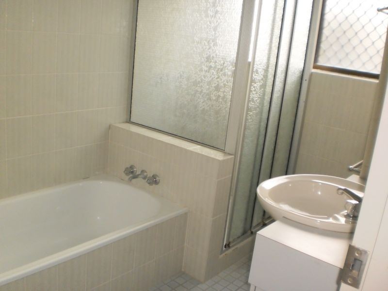 3/43 Swain Street, Holland Park West QLD 4121