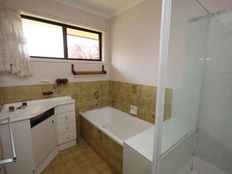 26 Helemon Street, Belmont QLD 4153