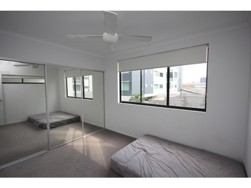 212/70 Victoria Street, West End QLD 4101