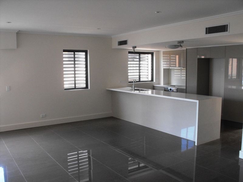 6/508 Marine Parade, Biggera Waters QLD 4216