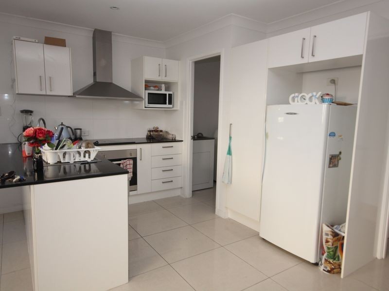 2/11 Rise Street, Mount Gravatt East QLD 4122