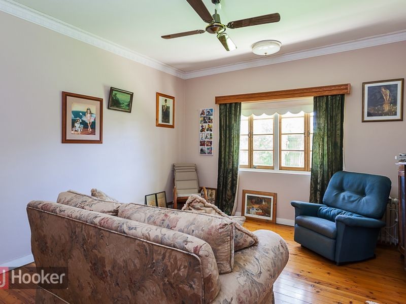 727 Cavendish Rd, Holland Park QLD 4121