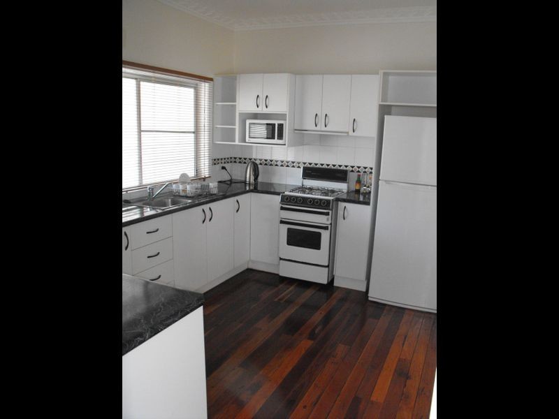 41 Plimsol St, Greenslopes QLD 4120