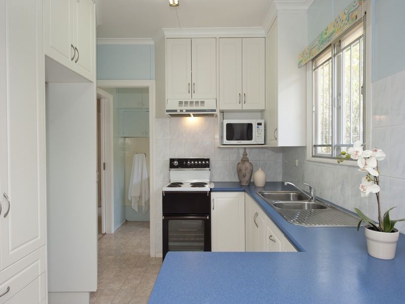 27 Messines Ridge Rd, Tarragindi QLD 4121
