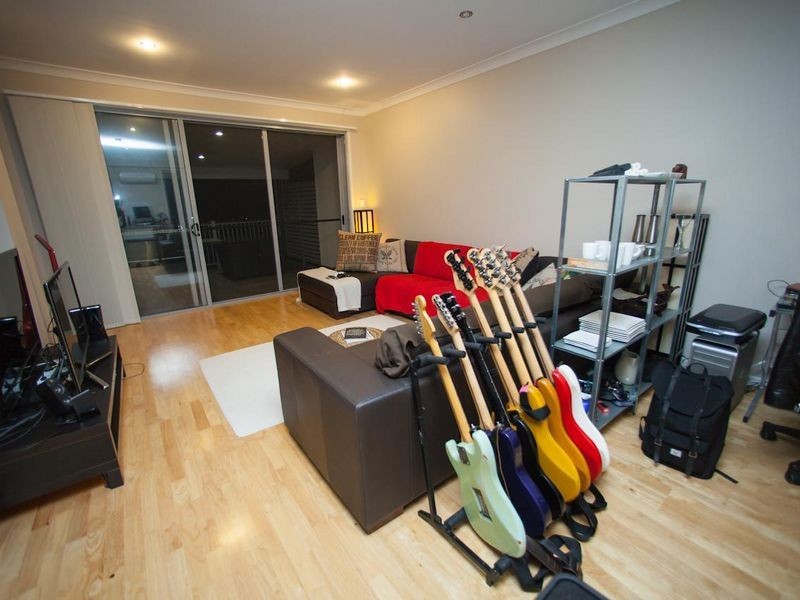 62 Dickson St, Morningside QLD 4170