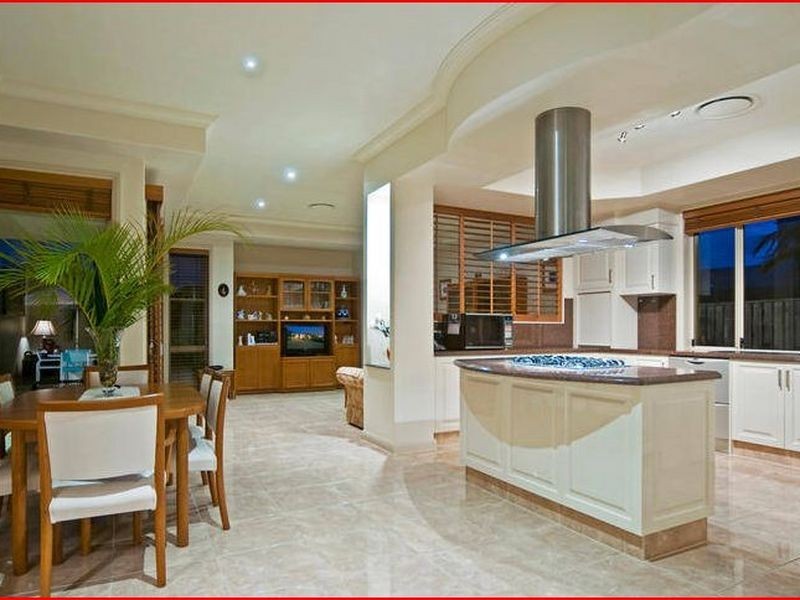 24 Ragamuffin Drive West, Coomera QLD 4209