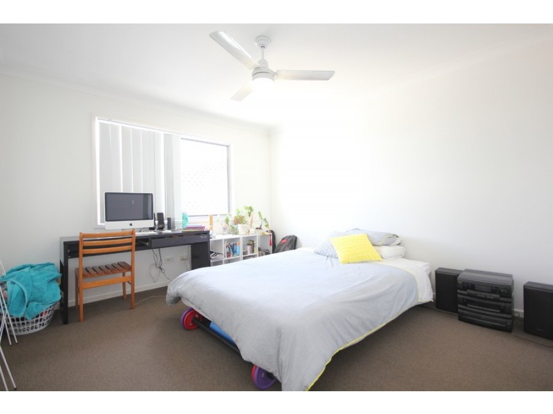 2/45 Burlington Street, Holland Park QLD 4121