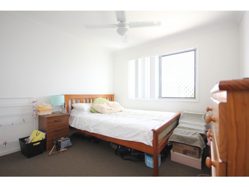 2/45 Burlington Street, Holland Park QLD 4121