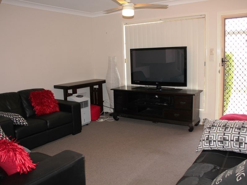 2/37 Birdwood Road, Holland Park West QLD 4121