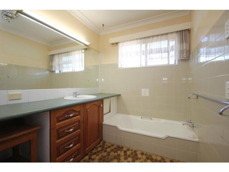 426 Newnham Road, Upper Mount Gravatt QLD 4122