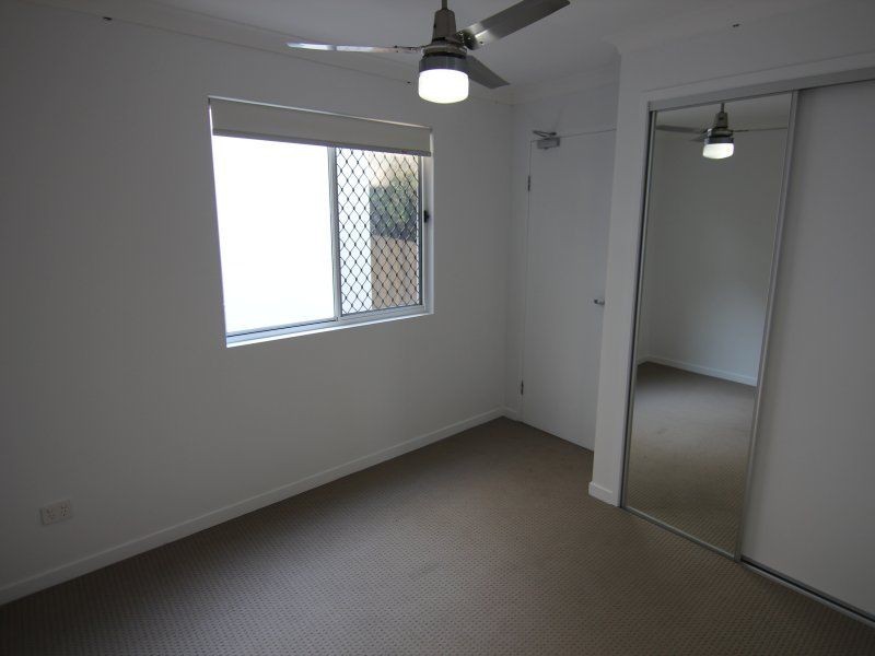 3/12 Hedges St, Sherwood QLD 4075