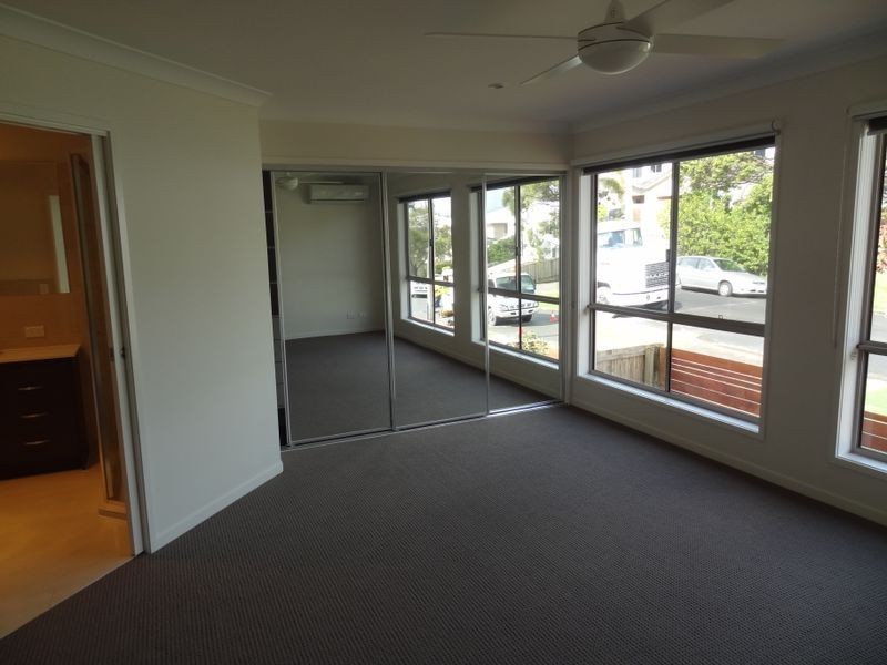 1/79 FALCONER STREET, Southport QLD 4215