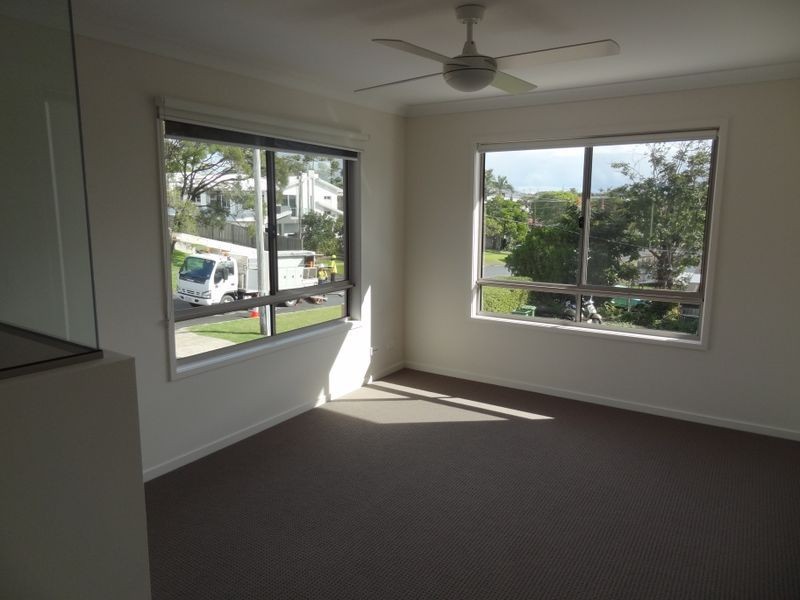 1/79 FALCONER STREET, Southport QLD 4215