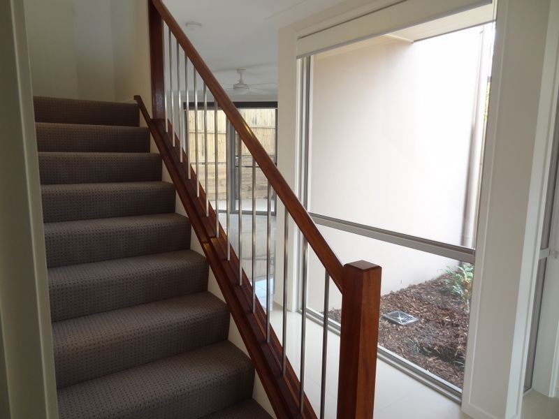 1/79 FALCONER STREET, Southport QLD 4215