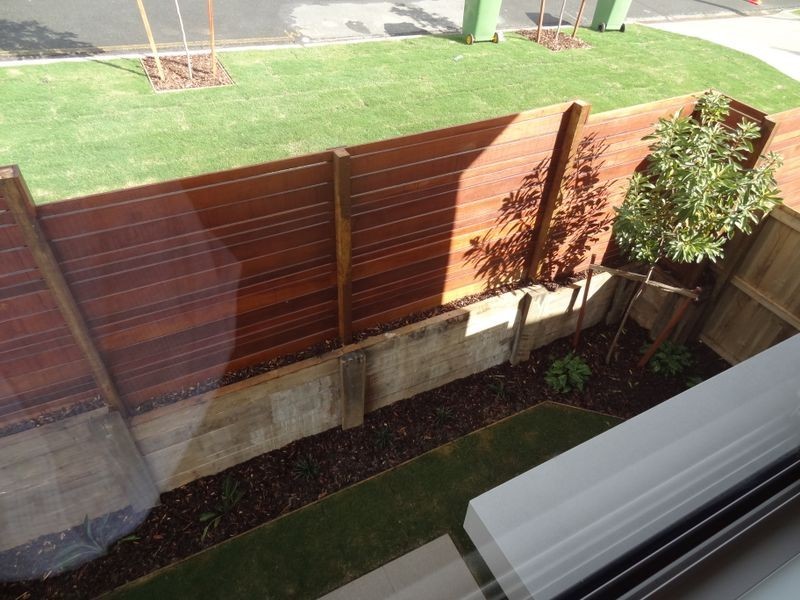 1/79 FALCONER STREET, Southport QLD 4215