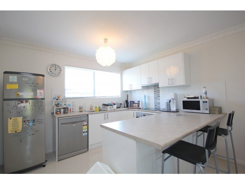 6/24 Raby Road, Coorparoo QLD 4151