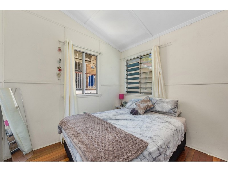 14 Jubilee Street, Greenslopes QLD 4120