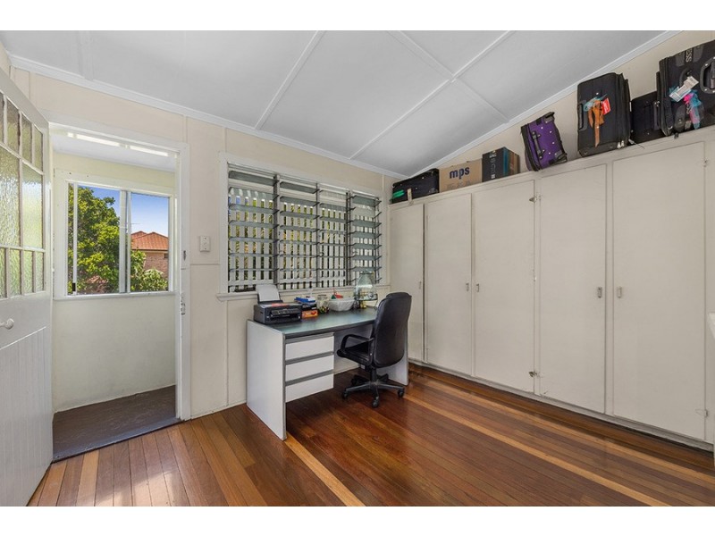 14 Jubilee Street, Greenslopes QLD 4120