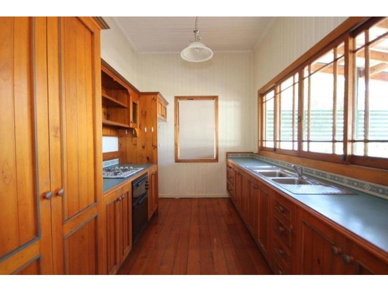 21 Kintore Street, Annerley QLD 4103