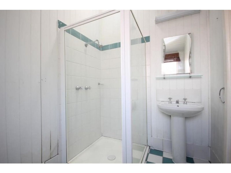 21 Kintore Street, Annerley QLD 4103