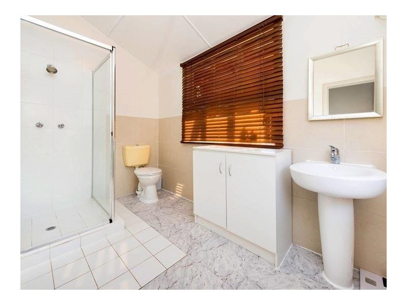 R7/30 Flower Street, Woolloongabba QLD 4102