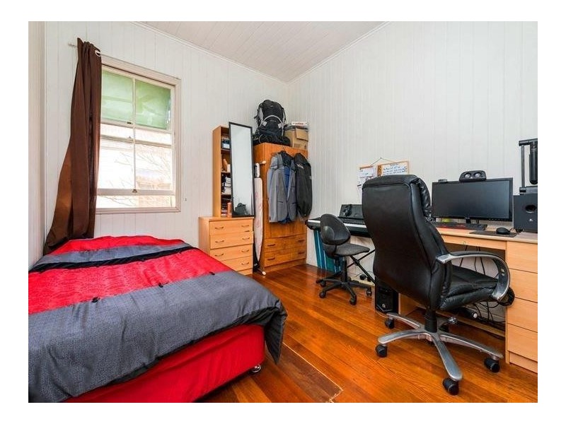 R7/30 Flower Street, Woolloongabba QLD 4102