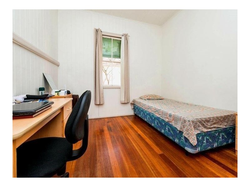 R7/30 Flower Street, Woolloongabba QLD 4102