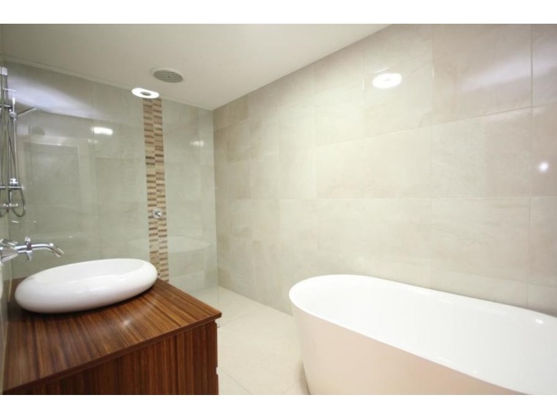 134A Victor Street, Holland Park QLD 4121