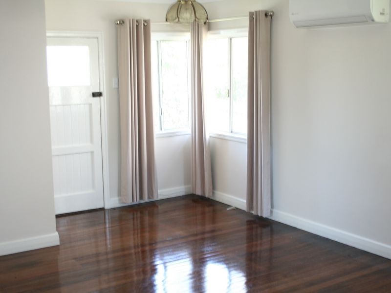 51 Palm Avenue, Holland Park West QLD 4121