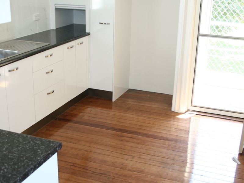 51 Palm Avenue, Holland Park West QLD 4121