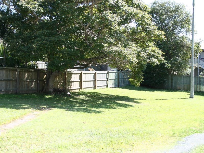 51 Palm Avenue, Holland Park West QLD 4121