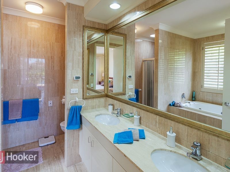 7381 Marine Drive East, Sanctuary Cove QLD 4212