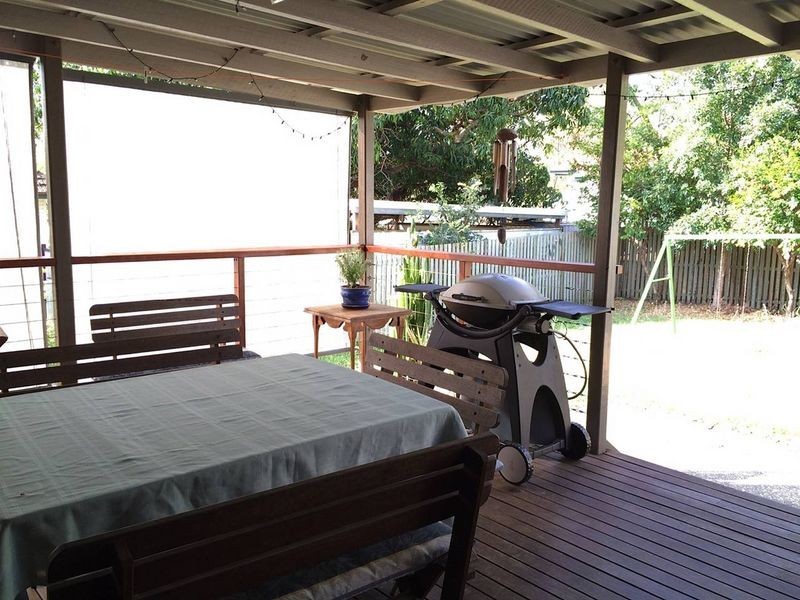 76 Layard Street, Holland Park QLD 4121