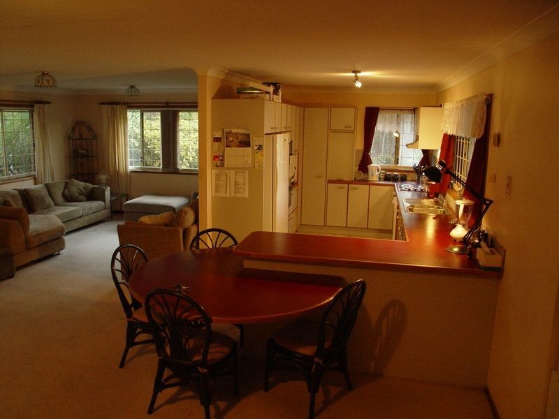 8 Dalrello Street, Carina QLD 4152