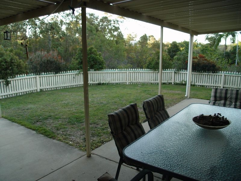 8 Dalrello Street, Carina QLD 4152