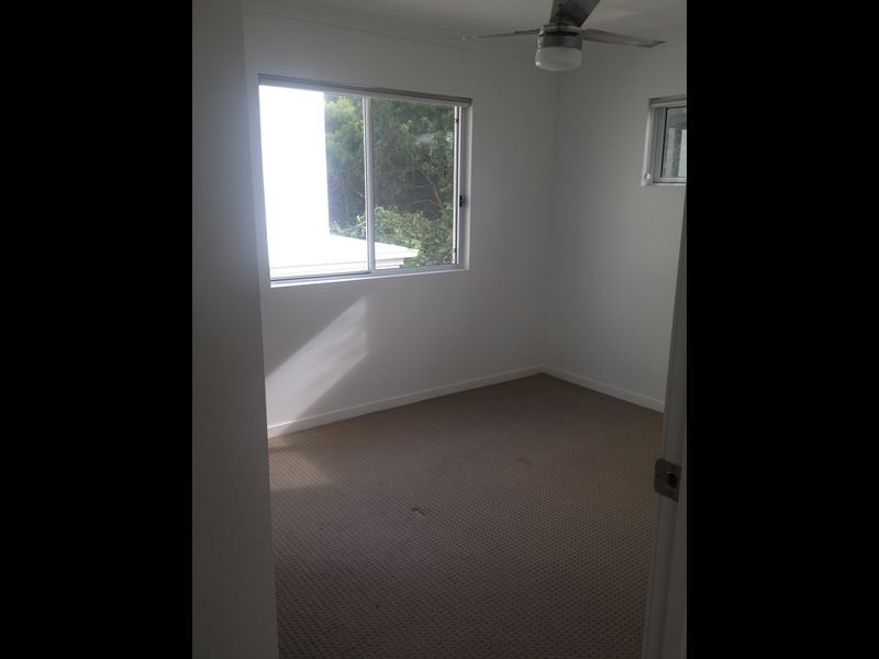 4/12 Hedges Street, Sherwood QLD 4075