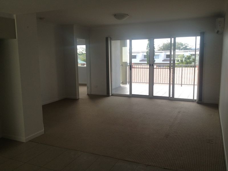 4/12 Hedges Street, Sherwood QLD 4075