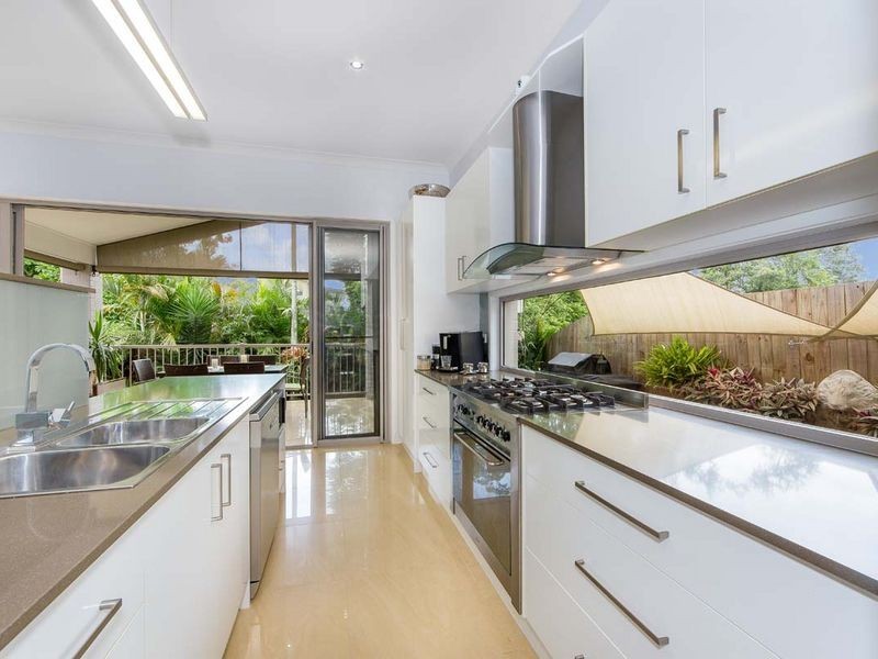 53 Palm Avenue, Holland Park West QLD 4121