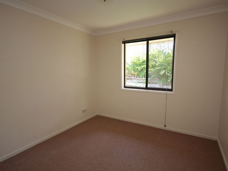 18 Glenalwyn, Holland Park QLD 4121