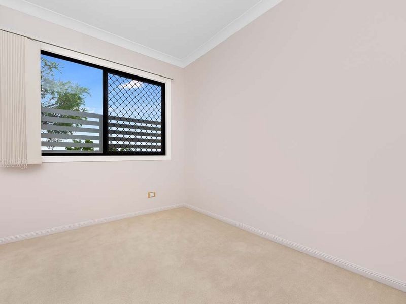 6/8 Cambridge Street, Carina Heights QLD 4152