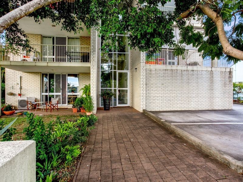 5/28 Walter Street, Holland Park West QLD 4121