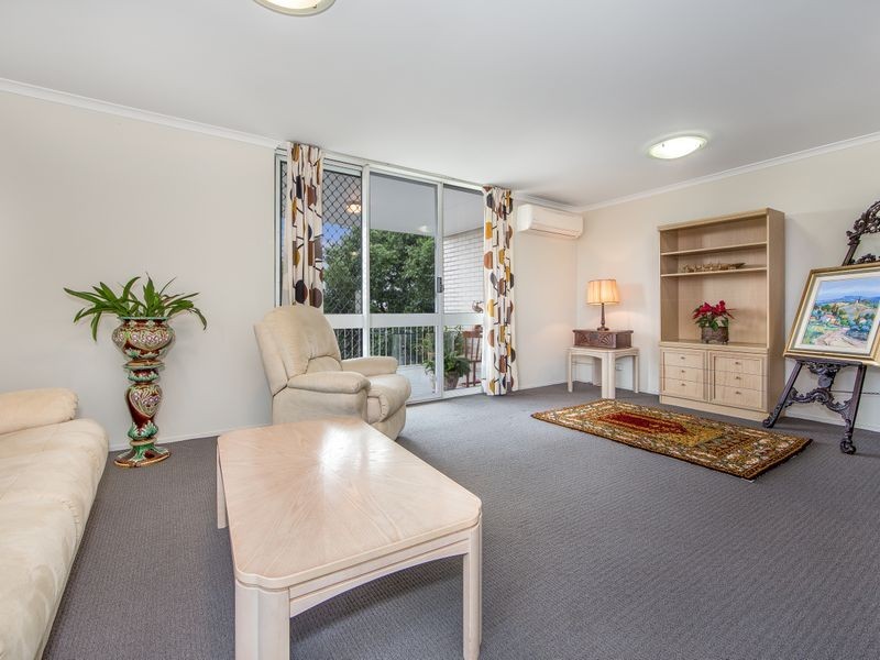 5/28 Walter Street, Holland Park West QLD 4121