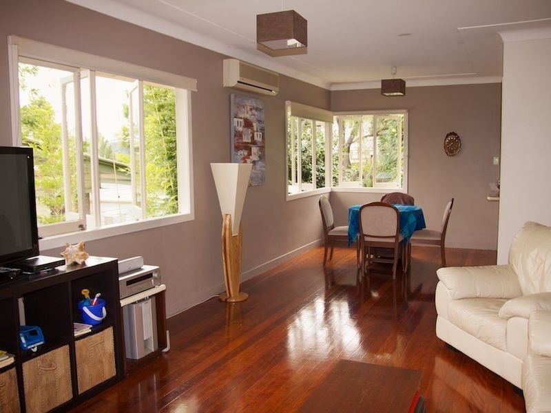 134 Bapaune Road, Holland Park West QLD 4121