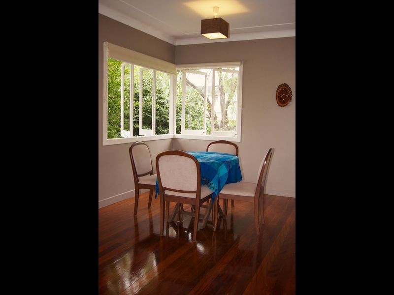 134 Bapaune Road, Holland Park West QLD 4121