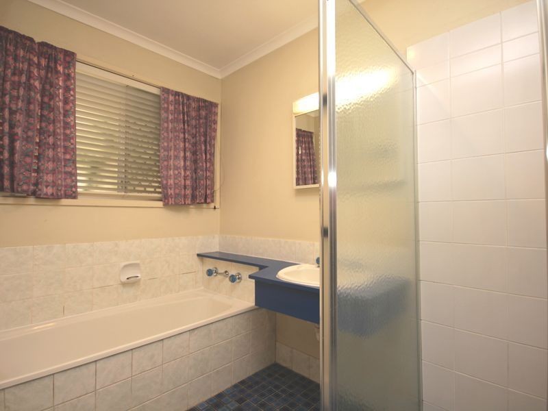 124 Gaynesford Street, Holland Park West QLD 4121