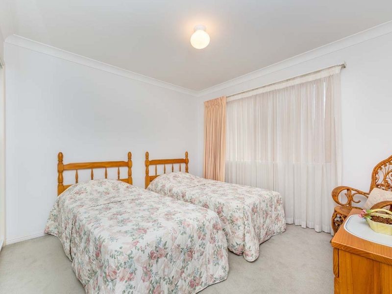 9/37 Crump Street, Holland Park West QLD 4121