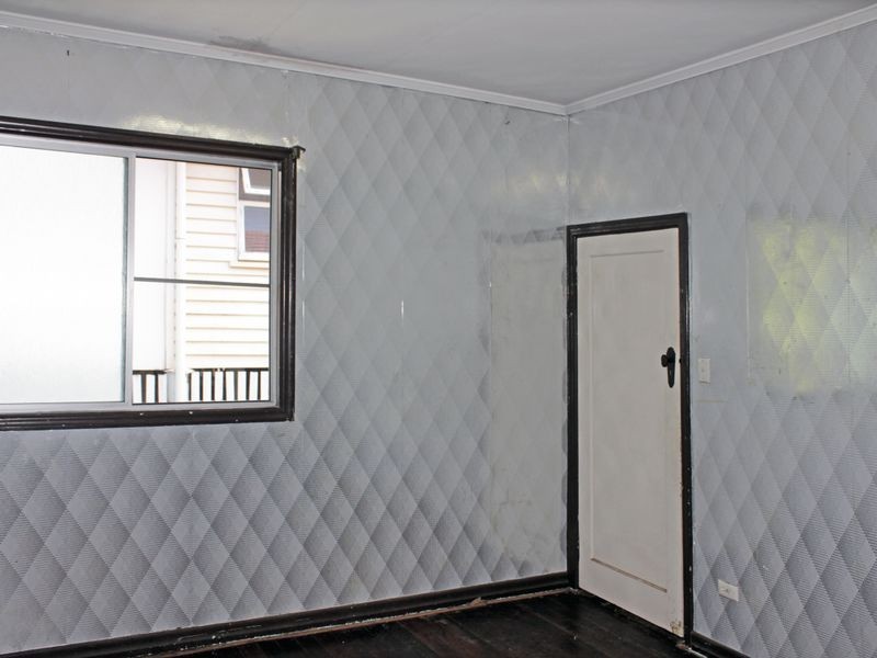 15 Arnold Street, Holland Park QLD 4121