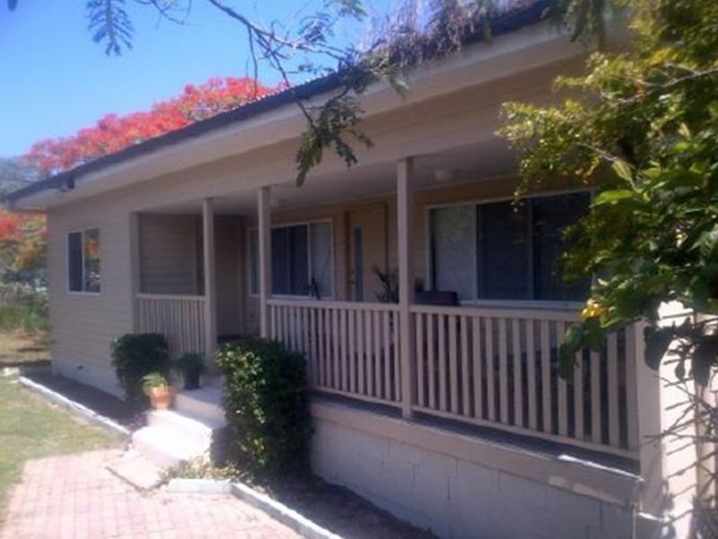 63 Queens Rd, Kingston QLD 4114