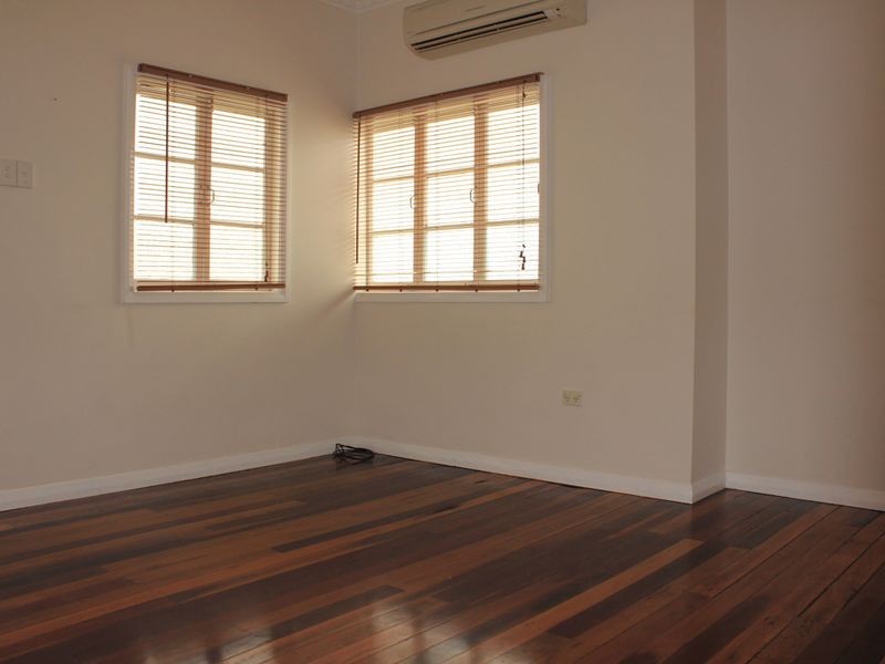 41 Plimsoll St, Greenslopes QLD 4120
