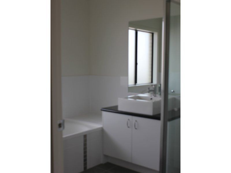 42A Michael David Dr, Warner QLD 4500